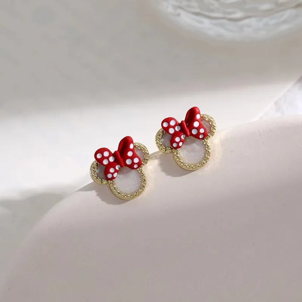 Cute Disney Minnie Mouse Head Disney Ears Polka Dot Bow Stud Earrings NEW - Picture 7 of 7
